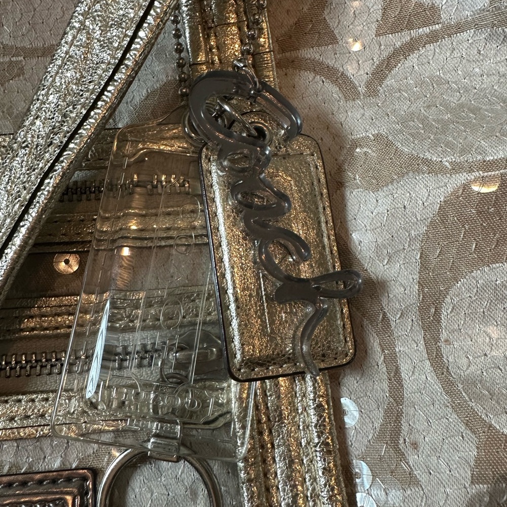 2009 Coach Poppy Special Edition Signature Sequin Tote Bag. Beautiful  Condition - Picture 3 of 13